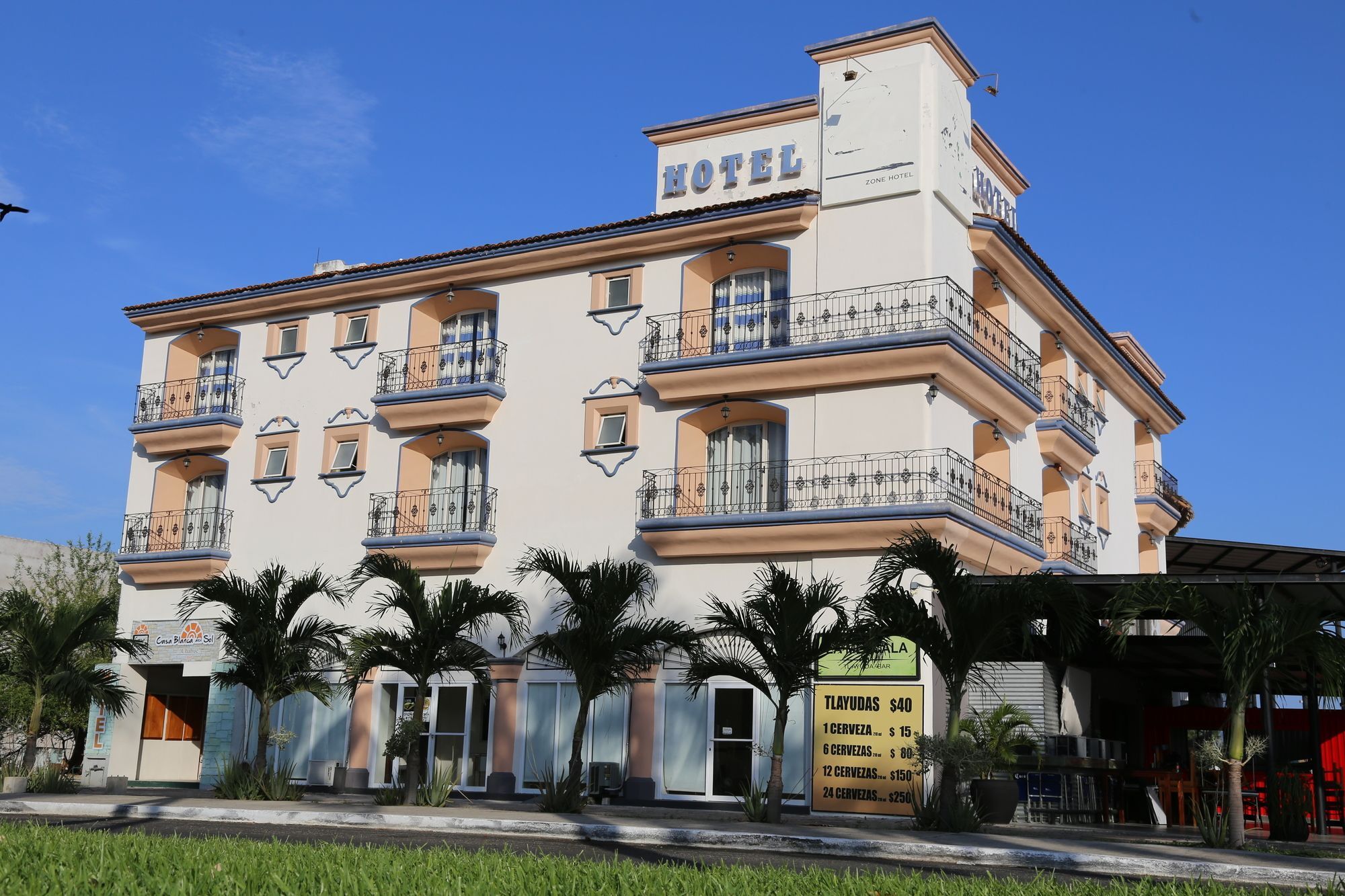 Casa Blanca Del Sol Bahia Chahue B&B Санта-Мария-Уатулько Экстерьер фото
